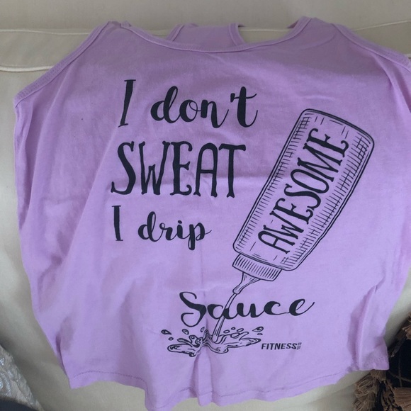 12 gym tanks for the price of 2! - Picture 6 of 8